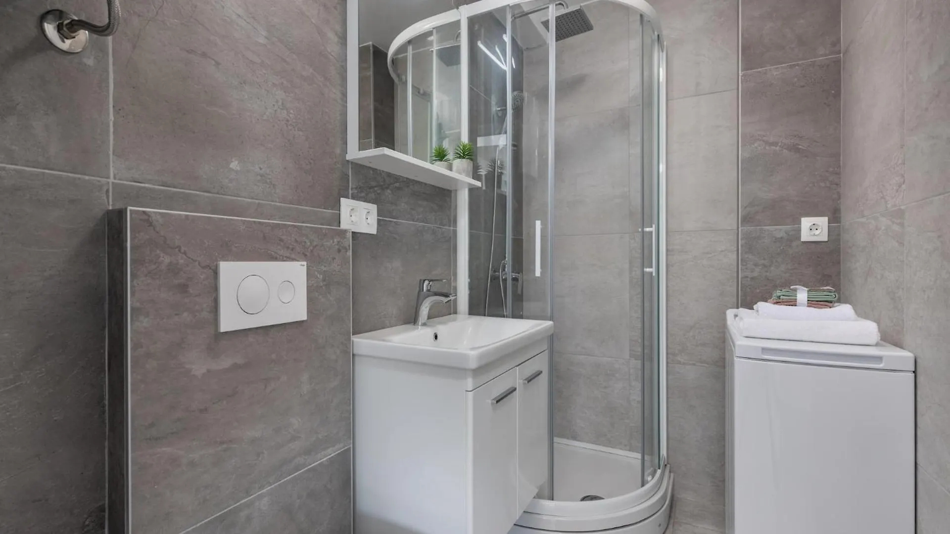 Lovely Apartment With Swimming Pool Crikvenica